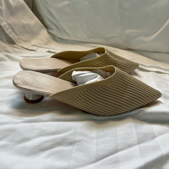 Kitten heel mule Summer color sand fabric upper stylized heels NWOT - Picture 5 of 10